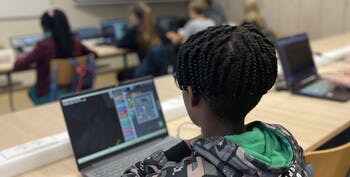 Programmeren in Minecraft Education met CodeFever – MineCrafters